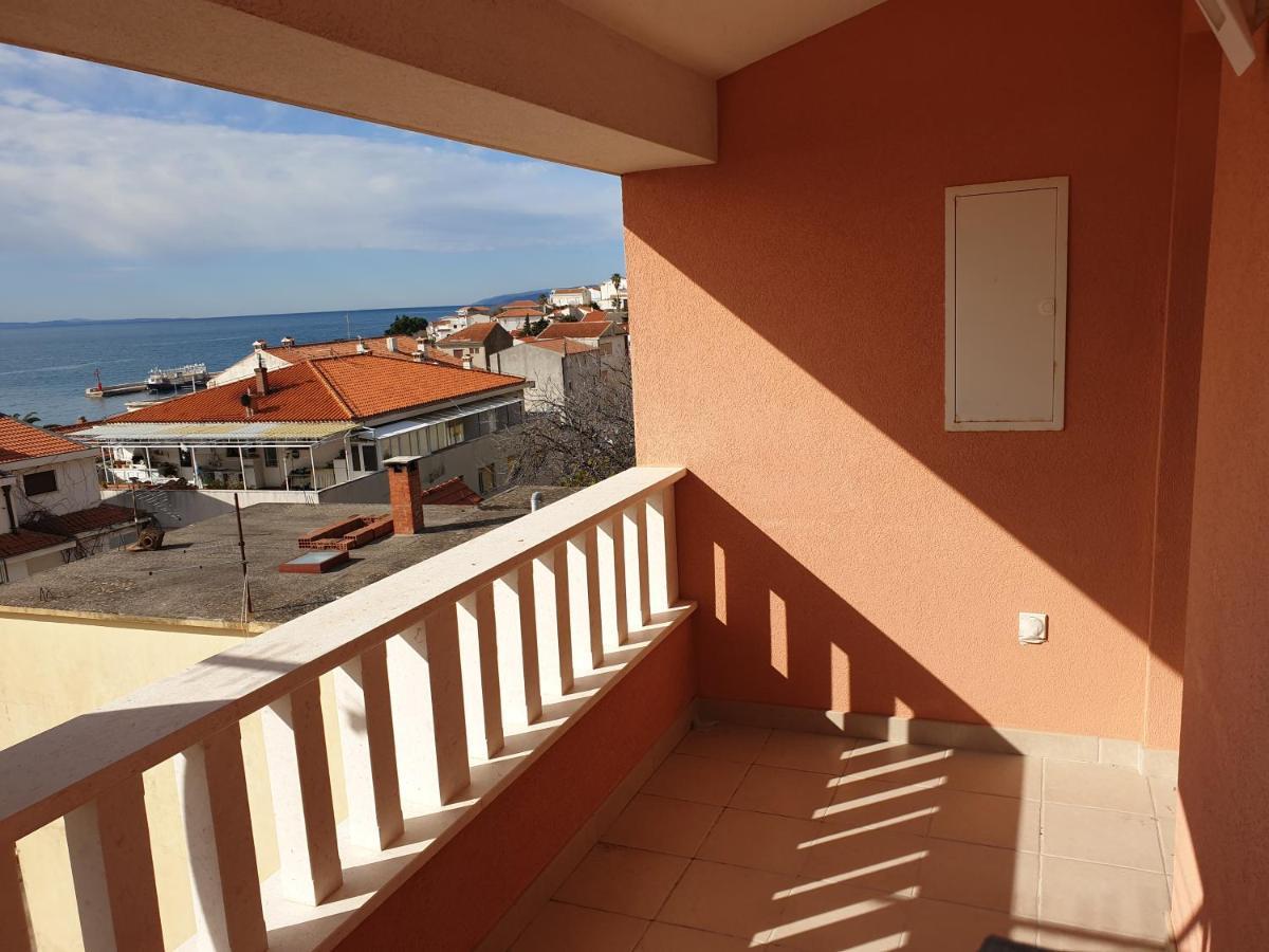 Apartments Knezovic กราดัซ ภายนอก รูปภาพ
